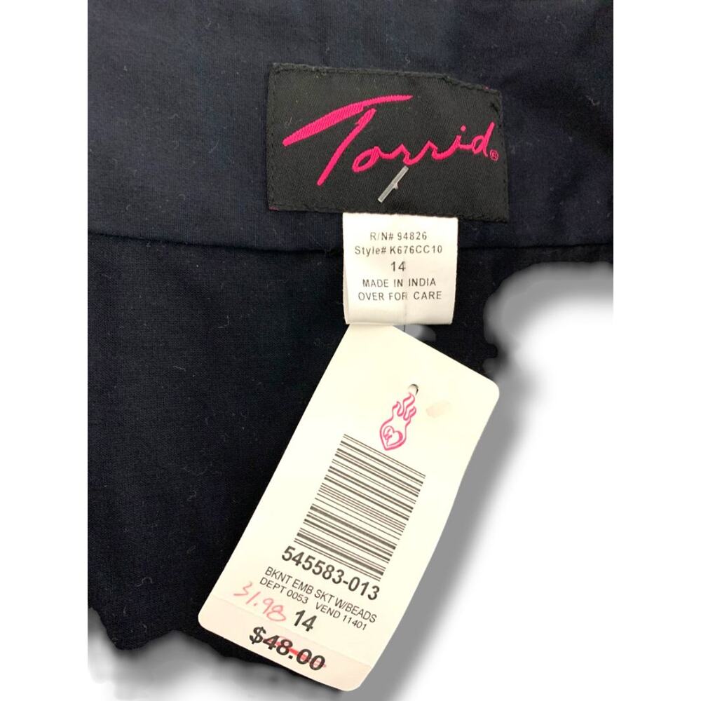 Size 14 Torrid New A-Line Sequin Embellished Black Skirt White Floral - Picture 10 of 11